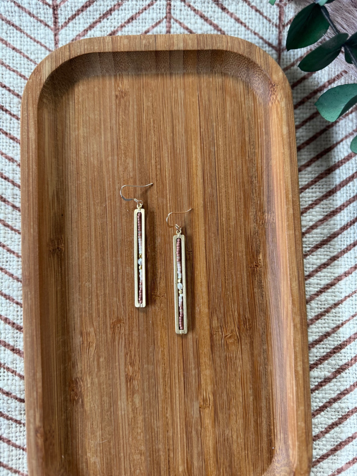 Minimalist Collection : Gold Bar in Pink & Pearl
